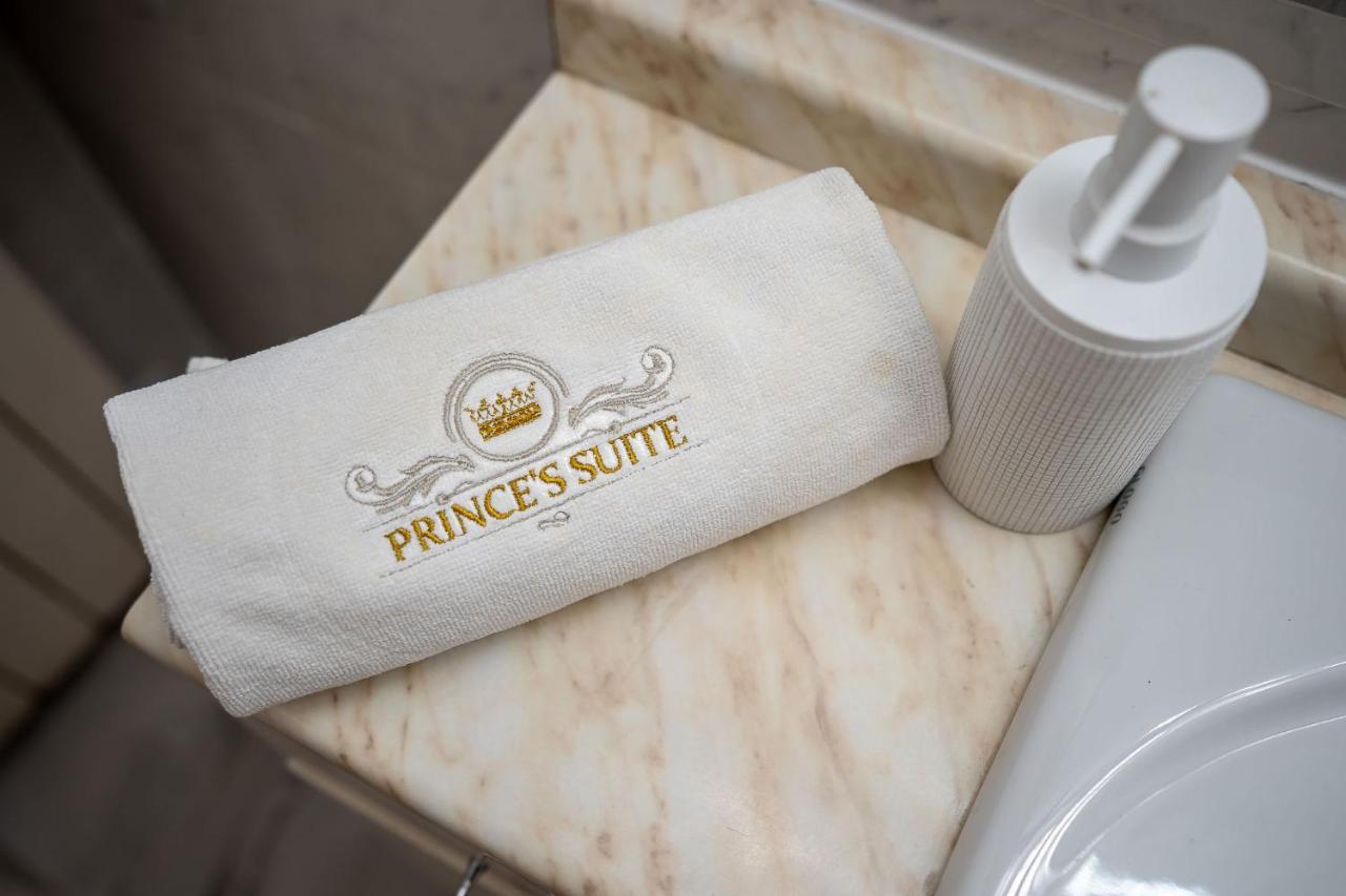 Prince'S Suite - Budget Rooms & Apt Piazza Del Popolo Rzym Zewnętrze zdjęcie