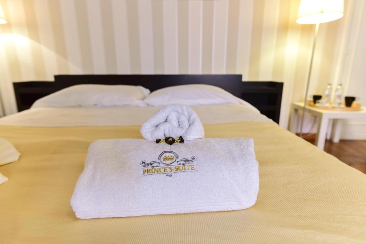 Prince'S Suite - Budget Rooms & Apt Piazza Del Popolo Rzym Zewnętrze zdjęcie